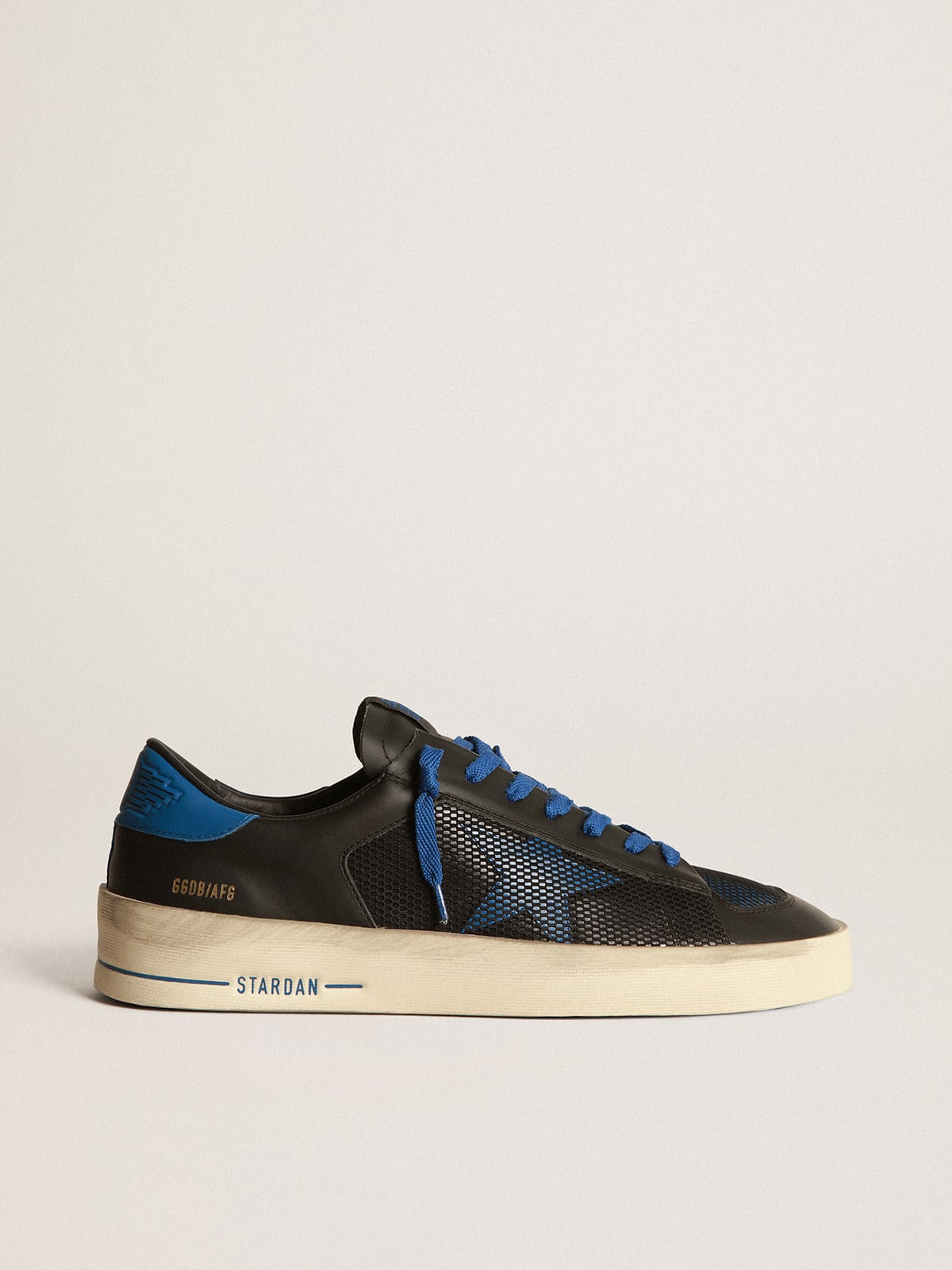 Stardan sneakers in black and light blue leather with black mesh inserts and a light blue leather star