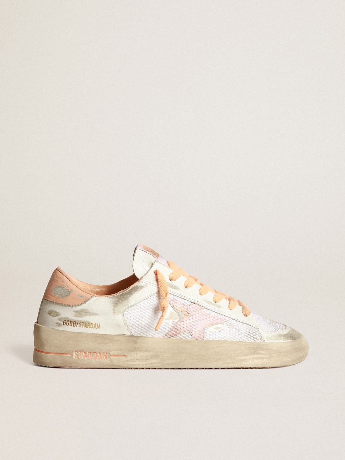 Stardan sneakers in white leather and mesh with peach-pink leather star and heel tab
